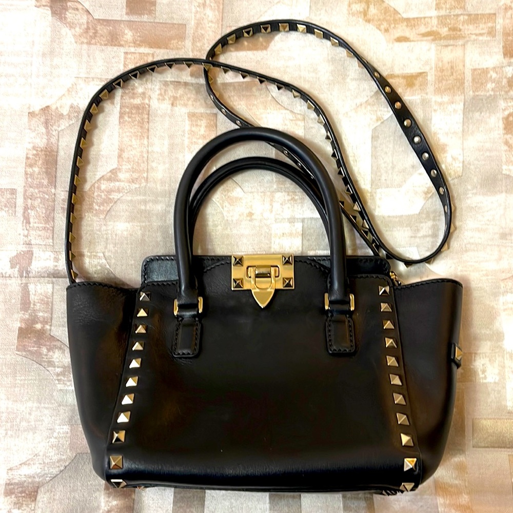 ⛔️SOLD⛔️ Valentino Garavini mini rockstud purse black